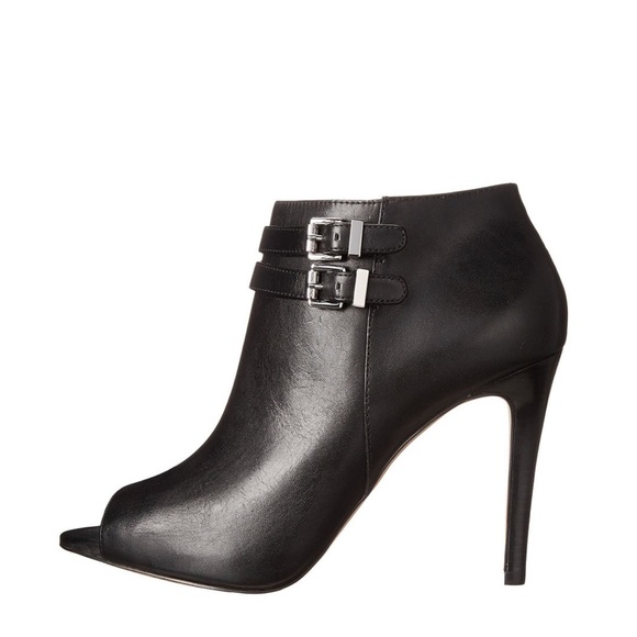 Michael Kors 💯 authentic leather 👠 size 7 real and soft leather. - Picture 3 of 8